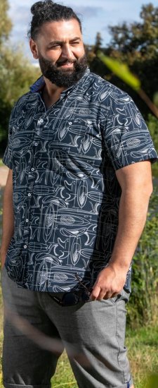 D555 Worthing Surf AOP Short Sleeve Button Down Collar Shirt Navy - Camisas - Camisas 2XL-10XL