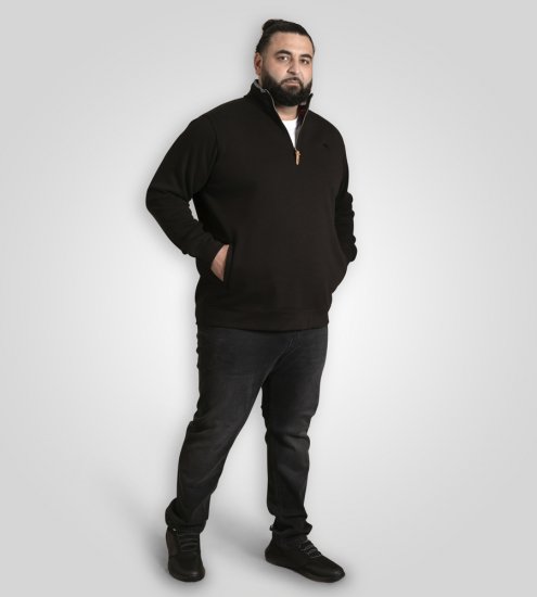 D555 Russel Fleece Sweatshirt with Chest Embroidery Black - Sudaderas - Sudaderas 2XL-12XL