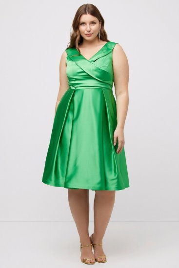 Ulla Popken 817135 Vestido de noche evasé con cuello de pico Verde - Vestidos de noche - Vestidos de fiesta de gran talla