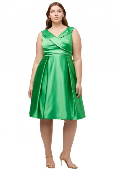Ulla Popken 817135 Vestido de noche evasé con cuello de pico Verde - Vestidos de noche - Vestidos de fiesta de gran talla