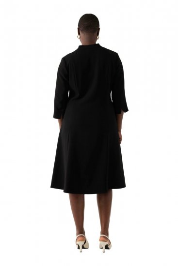 Ulla Popken 823290 Vestido midi con cuello de pico Negro - Vestidos midi - Vestidos midi de talla grande