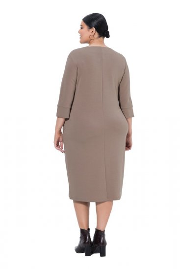 Ulla Popken 841952 Vestido de felpa con cuello de pico Marrón claro - Vestidos - Vestidos para todas las tallas