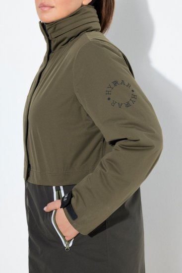 Ulla Popken 843480 Abrigo técnico HYPRAR bicolor con capucha Verde oliva - Abrigos - Abrigos de talla grande
