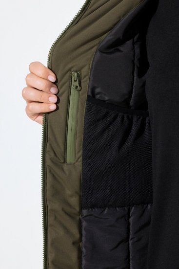Ulla Popken 843480 Abrigo técnico HYPRAR bicolor con capucha Verde oliva - Abrigos - Abrigos de talla grande
