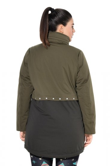 Ulla Popken 843480 Abrigo técnico HYPRAR bicolor con capucha Verde oliva - Abrigos - Abrigos de talla grande