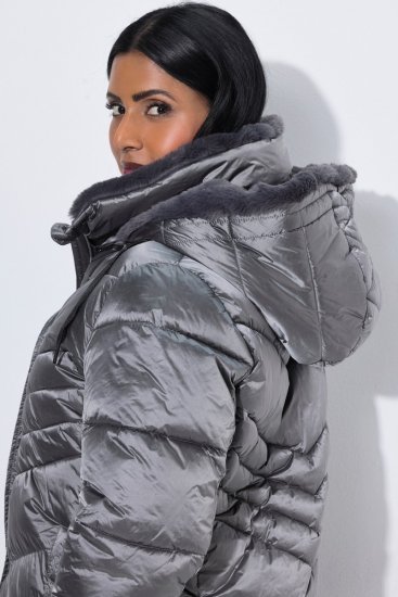 Ulla Popken 844764 Abrigo acolchado HYPRAR con brillo metalizado Antracita - Abrigos - Abrigos de talla grande