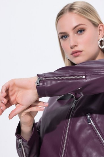 Ulla Popken 845121 Chaqueta biker de piel sintética Ciruela - Chaquetas - Chaquetas para mujer en tallas grandes