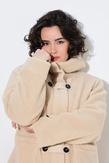 Ulla Popken 850589 Chaqueta teddy Blanco roto - Chaquetas - Chaquetas para mujer en tallas grandes