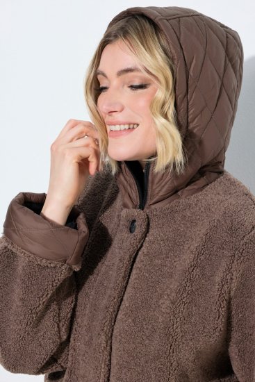 Ulla Popken 851809 Chaqueta teddy Marrón claro - Chaquetas - Chaquetas para mujer en tallas grandes