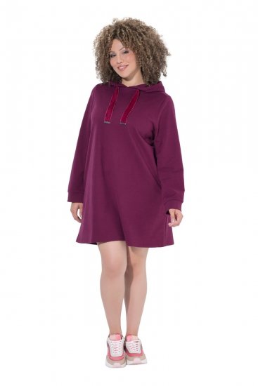Ulla Popken 853652 Vestido de felpa de manga larga con capucha Rojo baya - Vestidos - Vestidos para todas las tallas