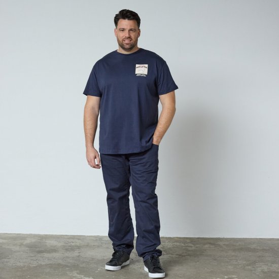 North Latitude T-Shirt With Print Azul marino - TALL camisas - Camisetas para hombres altos