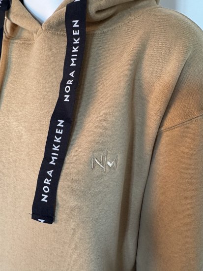 Nora Mikken KRISTINA Long Hoodie Camel - Sudaderas - 