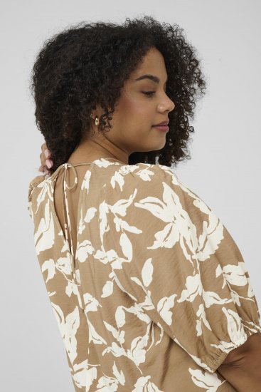 Kaffe Curve Marla Dress Oak Chalk Leaf - Vestidos midi - 