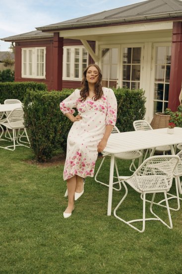 Kaffe Curve Rosa Midi Dress White Rose Border Flower - Vestidos - 