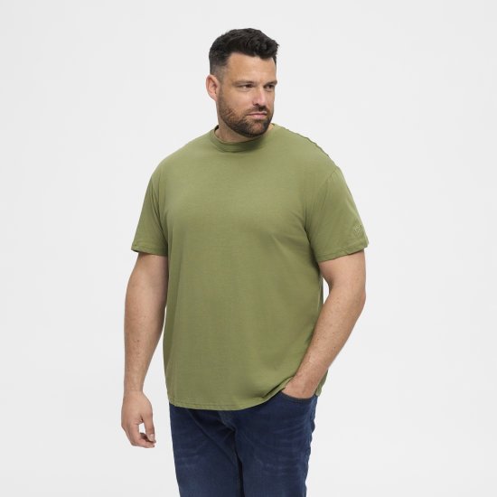 North Latitude T-Shirt O-Neck Olive Green TALL - TALL camisas - Camisetas para hombres altos