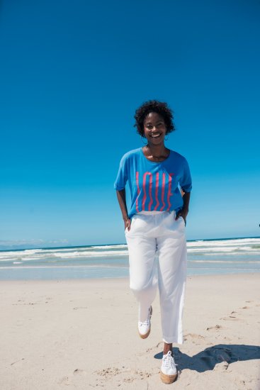 Ulla Popken LOVE Short Sleeve Graphic Tee Sapphire Blue - Camisetas estampadas para mujer - 
