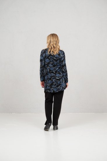 Scandinavian Caramel Swirls Tunic Blue - Camisetas estampadas para mujer - 