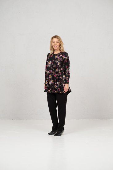 Scandinavian Caramel Flowers Tunic Red and Pink - Camisetas estampadas para mujer - 