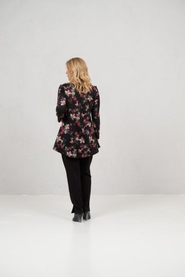 Scandinavian Caramel Flowers Tunic Red and Pink - Camisetas estampadas para mujer - 