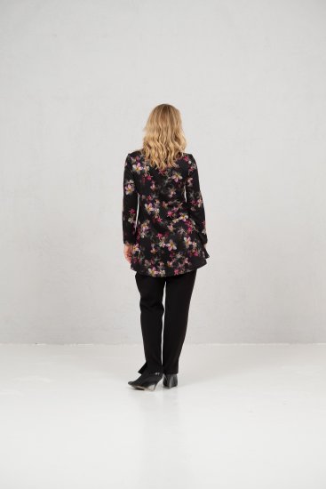 Scandinavian Caramel Flowers Tunic Red and Pink - Camisetas estampadas para mujer - 
